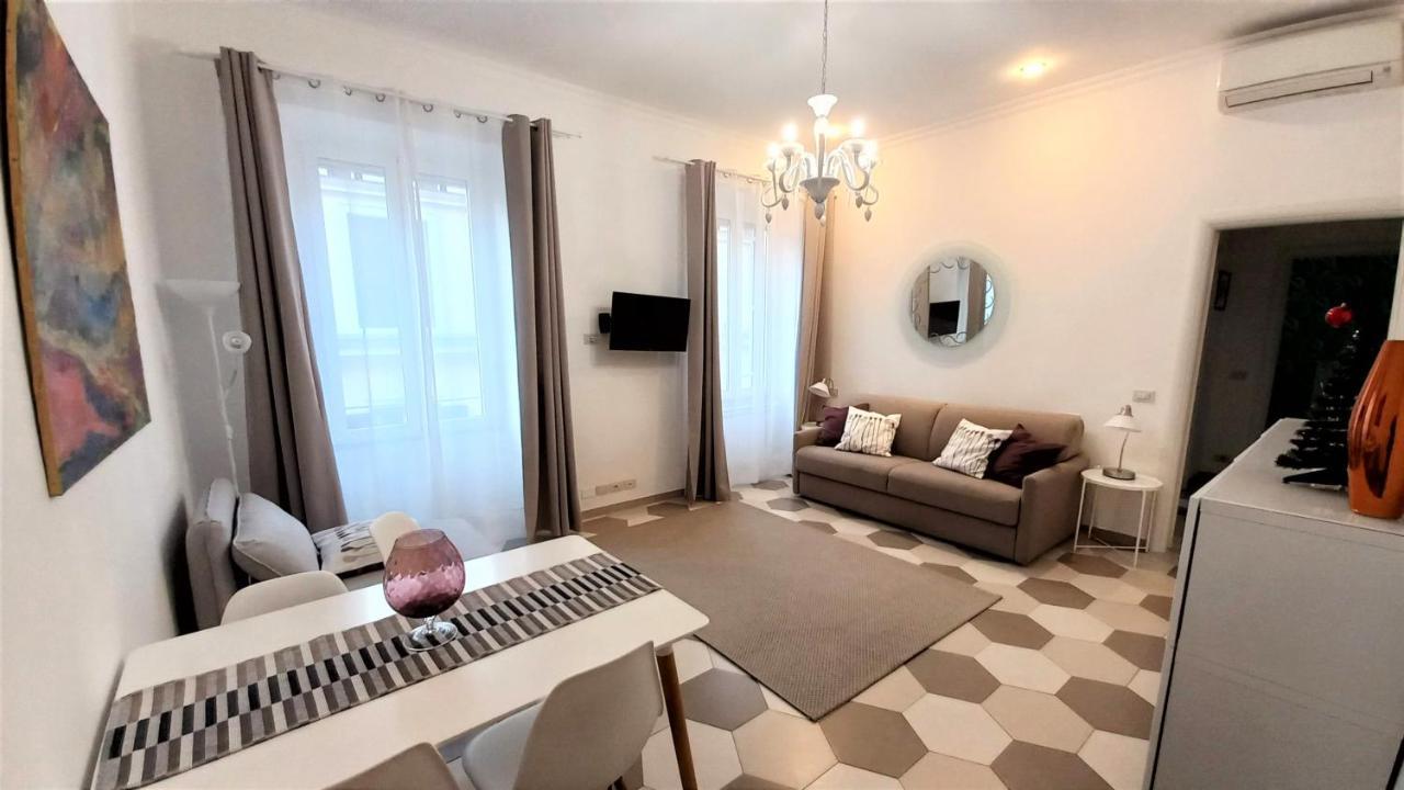 Appartamento In Borgo Vittorio A Due Passi Da San Pietro Rom Exteriör bild