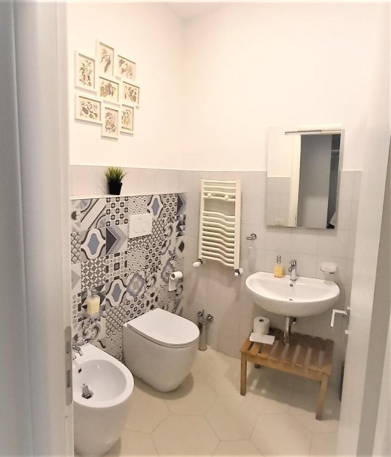Appartamento In Borgo Vittorio A Due Passi Da San Pietro Rom Exteriör bild